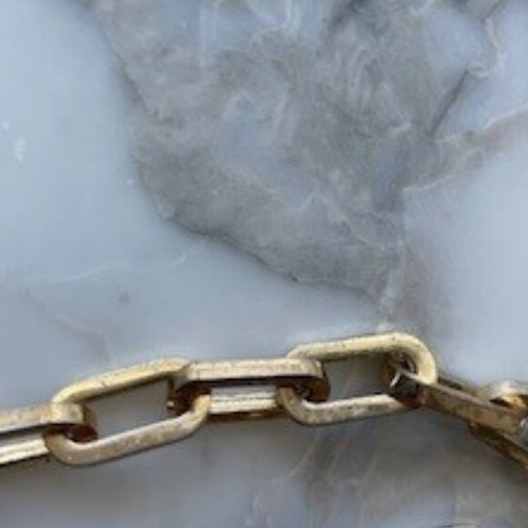 Tory Burch Pendant on chunky chain - Picture 4 of 4